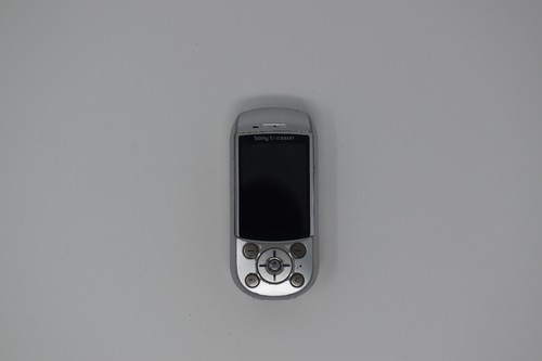 Sony ericsson s700i - sony,
